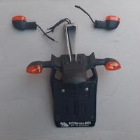 PORTATARGA E FRECCE ORIGINALI YAMAHA R1 BiG BANG