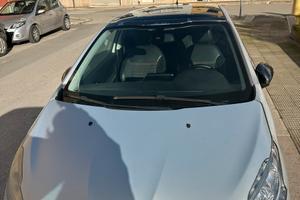 Pegeout 208 eHDI 1.6 115cv