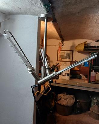 Lampadario in acciaio