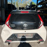 Vendiamo ricambi Toyota Aygo