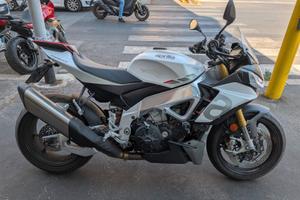 Aprilia Tuono V4 1100