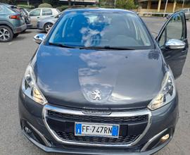 Peugeot 208 - 2016