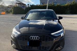 Audi A3 SportBack Indentity Black