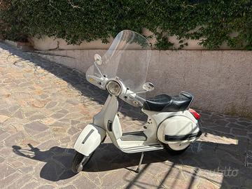 Vespa Px 125 anno 1981 Ganci esterni Consevata