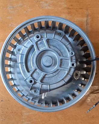 motore elettrico con ventola