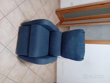 Poltrona alzapersona elettrica azzurro