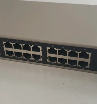 Switch TP-Link TL-SF1024 24 porte Ethernet 10/100 