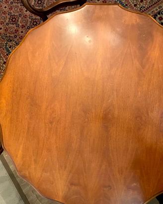 TAVOLO IN LEGNO AMPLIABILE CON SEDIE IMBOTTITE