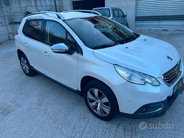 Peugeot 2008 BlueHDi 120 S&S Allure