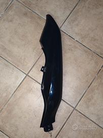 Fianchetto sinistro codone Kawasaki er5 