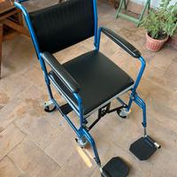 Carrozzina sedia a rotelle