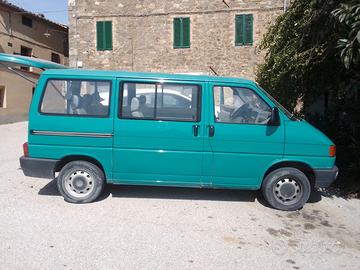  Volkswagen T4 Caravelle 1900 
1.9 D