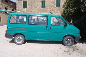  Volkswagen T4 Caravelle 1900 
1.9 D