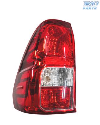 FANALE SINISTRO TOYOTA HILUX 16- ESTERNO