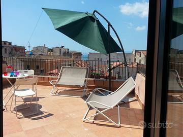 Bivano nuovo in centro con ampia terrazza