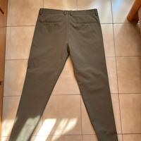 Pantalone con zip