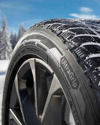 Gomme invernali goodyear 235/55r19 nuove