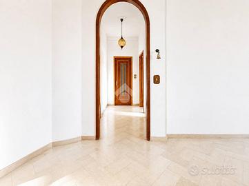 4 LOCALI A NOVI LIGURE