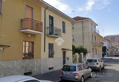 3 LOCALI A TORINO