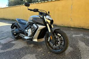 Benda 700 pari al nuovo