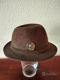 cappello elegante uomo 