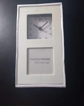 Orologio con porta foto