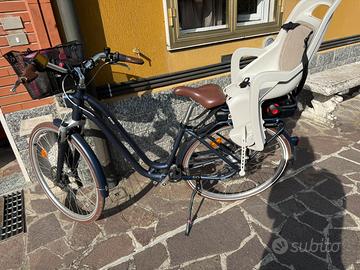 Bicicletta elettrica btwin