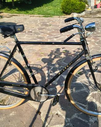 Bicicletta modello inglese