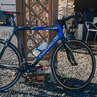 bici da corsa Pinarello 
