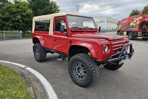 LAND ROVER Defender 110 2.5 Tdi cat S.W. County