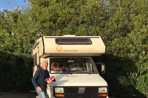 CAMPER mansardato 5 posti letto doppia dinette