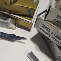 Graffette grandi e piccole per graffettatrice