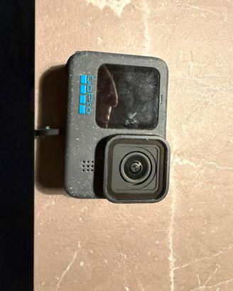 Gopro Hero12 black con custodia e kit