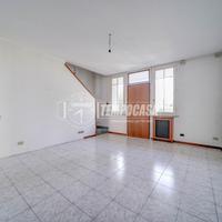 GALLARATE - VILLETTA CON GIARDINO