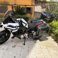 moto BMW F750GS