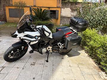moto BMW F750GS