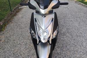 l Kymco Agility 200i