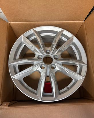 Cerchi Momo Fast 16 pollici 5x100 Audi Volkswagen