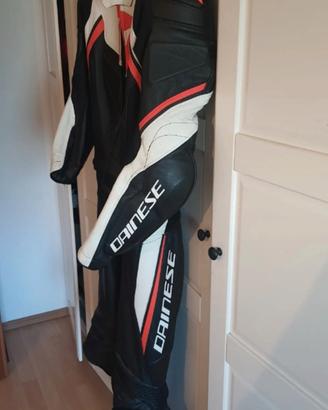 Completo pelle Dainese 50.... Altro