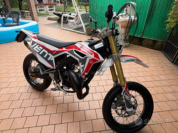 Usato soltanto una volta,effettuati solo 15 km