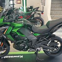 Kawasaki Versys 1100 S 2026 kit tourer Omaggio