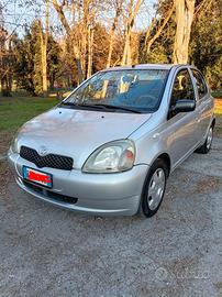 Toyota Yaris del 2001