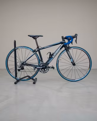 Bici da corsa Orbea Avant carbonio