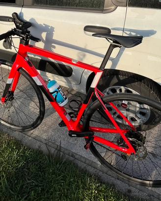 Cannondale Supersix Evo Carbon Disc 105