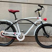 Originale e innovativa e-bike (pedalata assistita)