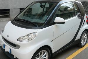 Smart fortwo - 1.0 benzina - 2009