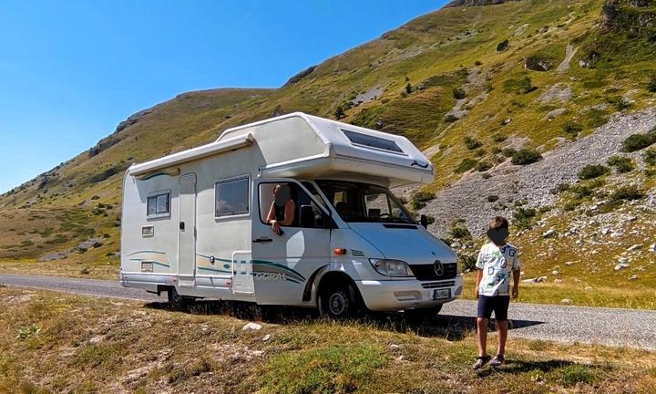 Camper Elnagh Mercedes 7 posti