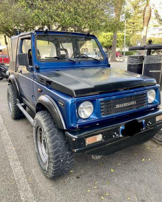 Suzuki Samurai