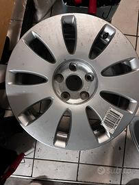 N 2CERCHI IN LEGA DA 16 AUDI A4 «8ED»