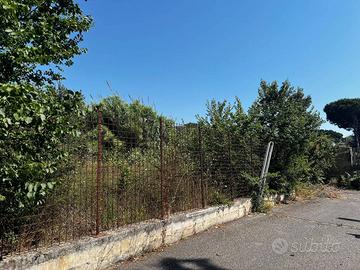 Terreno di 12500 m² a Giugliano in Campania